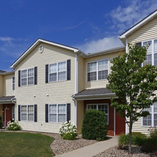 Cascade Shores: 1- 2- 3- and 4- Bedroom Townhomes and Flats in Rochester, MN